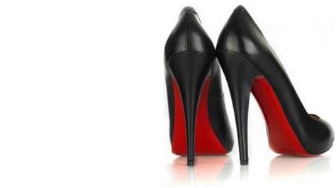 why are louboutin shoes red